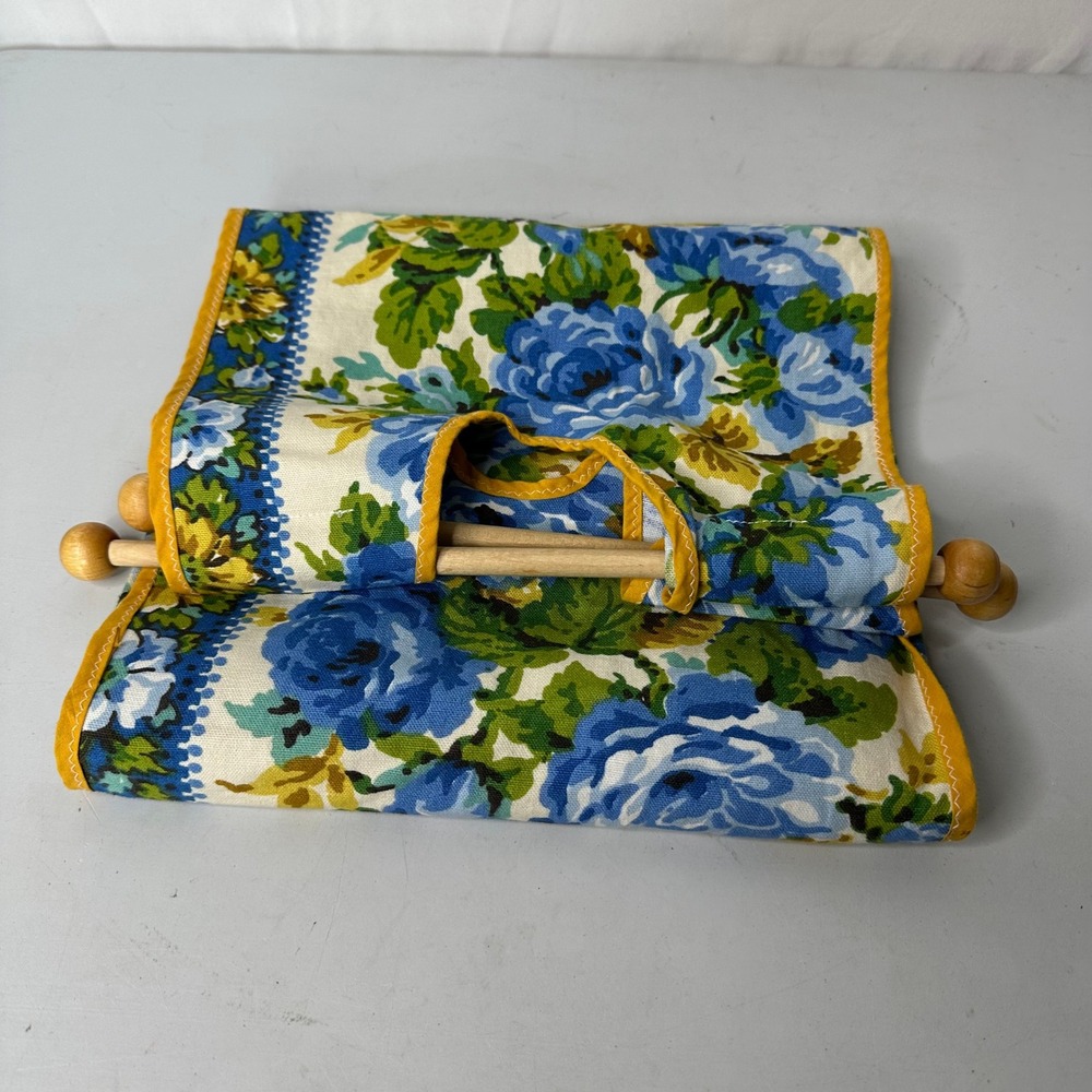 Vintage 60s Hot Dish Casserole Caddy Carrier Green Flower Power 10" x 10"